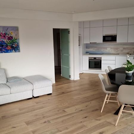 Luxury Renovated 3 Rooms Apartment Остенде Экстерьер фото